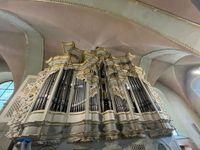 Orgelprospekt mit reparierten und gereinigten Pfeifen